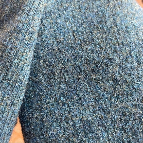 Jones New York Sweater - Picture 8 of 8